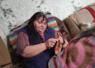 В Сиб-Гиганте в дни зимних каникул прошел мастер-класс по вязанию