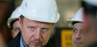 Губернатор Виктор Томенко посетил предприятие «Комплекс Агро» — одно из ведущих в России по производству сельхозтехники