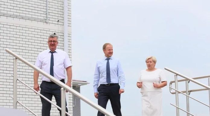 Губернатор Алтайского края посетил новую школу в райцентре: «Условия для учебы невероятные!»