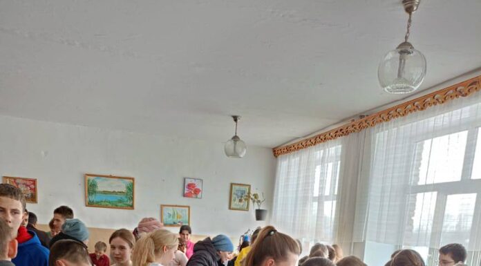 Школьники помогают фронту