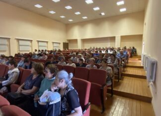 Жители райцентра решили в 2026 году ремонтировать памятник участникам ВОВ