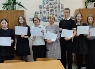 В Верх-Суетской школе Суетского района провели день без Интернета