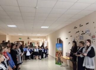 Торжественная линейка «Ты в памяти и в сердце, Сталинград!» прошла в Ниж-Суетской школе