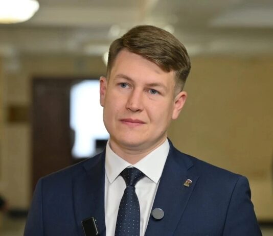 С Днем России!
