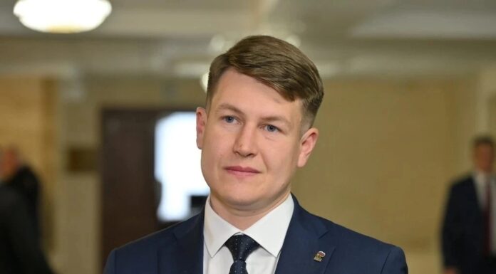 С Днем России!