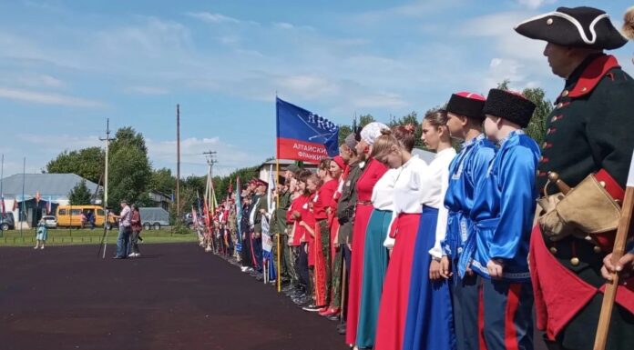 На состязаниях алтайских казаков покажут традиционное оружие и снаряжение